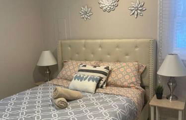 Modern Home near Lake w HotTub, Game Room, Fireplace - Foto 28