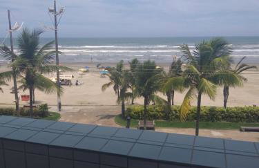 Frente para o mar - vista espetacular de todos os cômodos - Foto 27