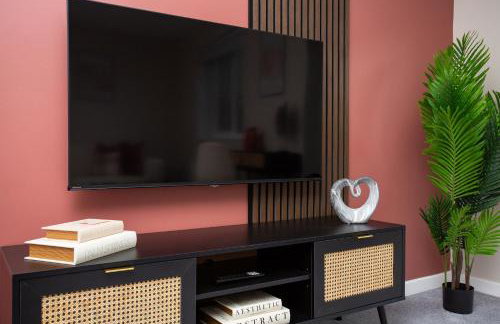 Vacant Nest Cleveland Close Central Parking - Photo 30