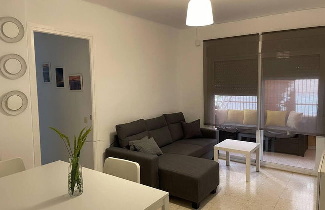Renovated and Newly Furnished 3 Bedroom Apartment - Foto 1