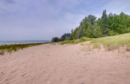 Serene Washington Island Getaway with Private Beach! - Photo 40
