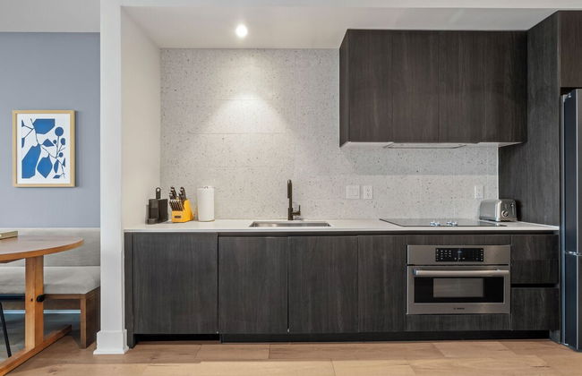 Modern Rainey St Oasis with Pool & Views - Foto 11