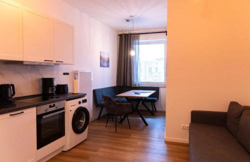 New central 2-3 room apartments with parking near train station & casino - Foto 1