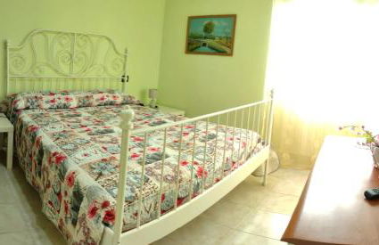 Pia's house garden - Foto 17