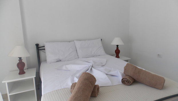 Zeta's Apartments - Foto 3, Habitación