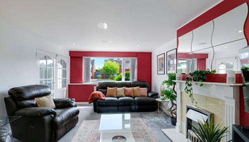Elegant 5 Bed Home with Garden & Parking - Slough - Foto 2