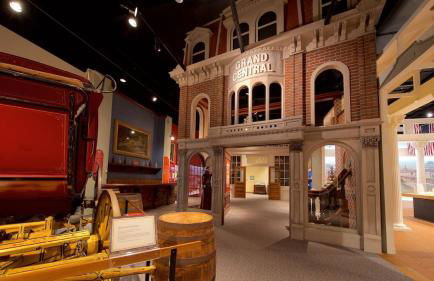 Historic Omaha Manor DT Near Zoo and Pool Table - Foto 50