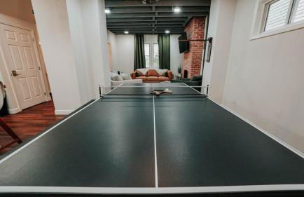 Cozy escape with Hot Tub, ideal for family & friends - Photo 69