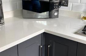 Room at Wallington Green room for professionals, near station, 30 min to London Bridge, 27 min to LDN Victoria - Foto 12