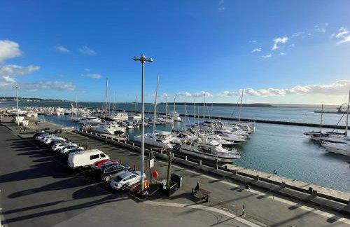 Quay & Sea View Spacious Modern Secure Parking - Photo 42