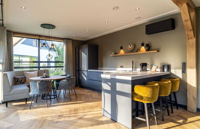 Luxury Villa With Sauna Near the Beach - Photo 9