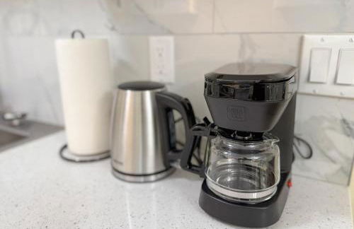 Cozy&Stylish DT Alhambra Living walk to Starbucks - Foto 15