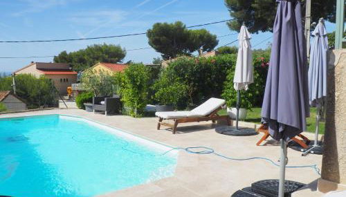 maison entièrement climatisée vue d'exception mer et rade de Marseille avec piscine 8 personnes - Foto 5