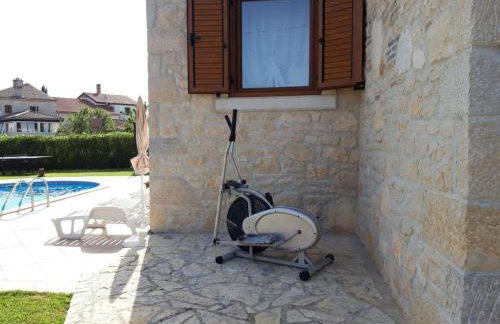 Holiday home in Pore with swimming pool - Photo 15