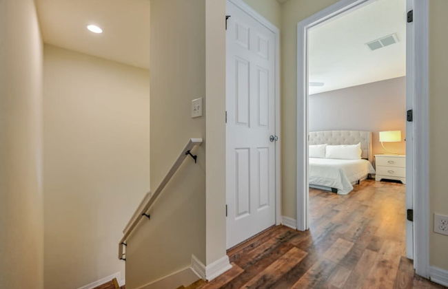 Remodeled Gem - Comfort and Location - Foto 42