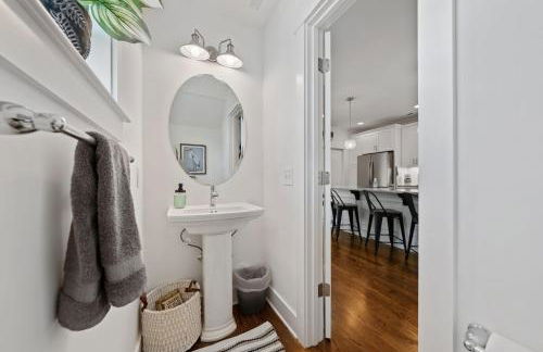 Cozy King Suite Retreat near Wilmington Riverwalk - Foto 12