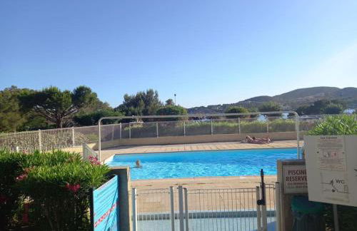 studio agay a 2 pas des plages - Foto 27