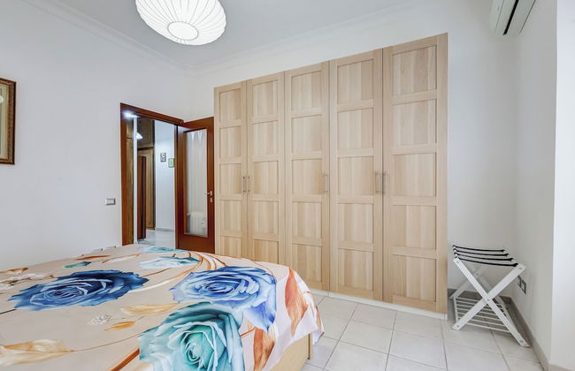 Cozy 2-Bedroom Flat with Balcony - Foto 15