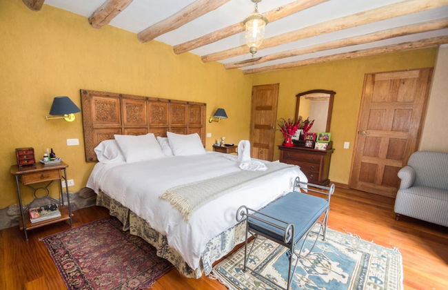 Artsy & Luxury Sacred Valley House - Photo 3