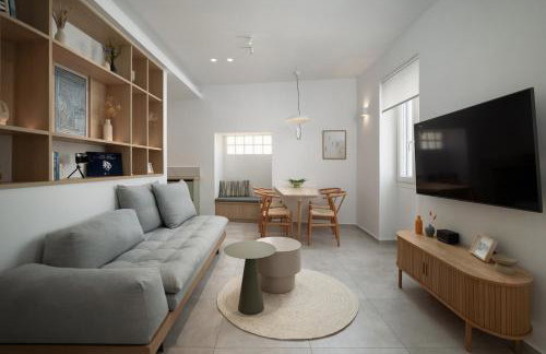 M Home - Photo 1