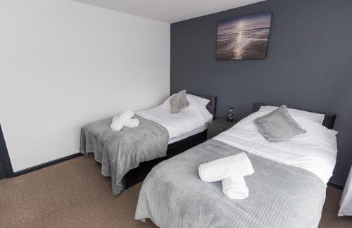 Home from Home 3-Bedrooms free parking Garden Sleeps up to 8 - Foto 5