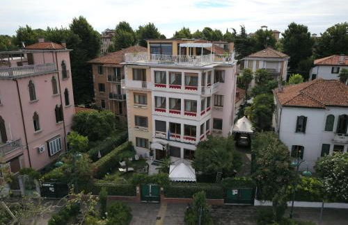 OASIS Golden Lagoon Chalet - Photo 39