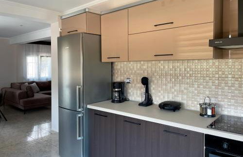 Aristides Guesthouse - Photo 19