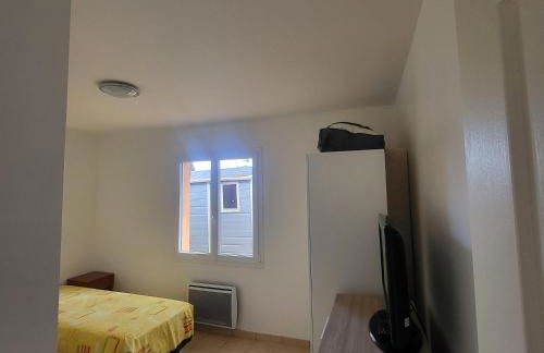 2025 Reno 2-Bed Escape w pool Min to GolfCources - Foto 21