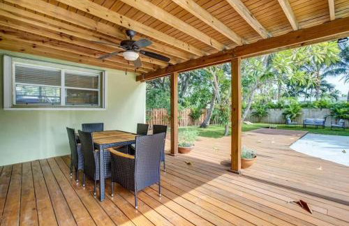 Tranquil Poolside Bliss Pergola Deck Turf Yard - Foto 19