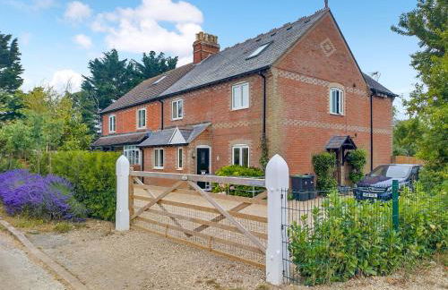 Harbour Hill - Photo 2