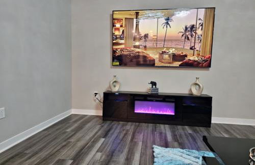 Cozy 5 bedroom and 4 bathroom - Foto 8