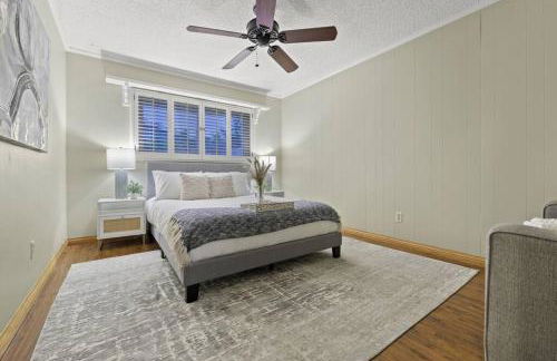 Majestic Lux Home with Heated Pool and Spa! - Foto 18