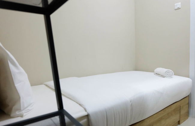 Modern and Bright 2BR Green Pramuka Apartment - Foto 4