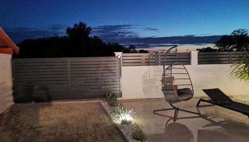 Home story - Photo 5, sunbed