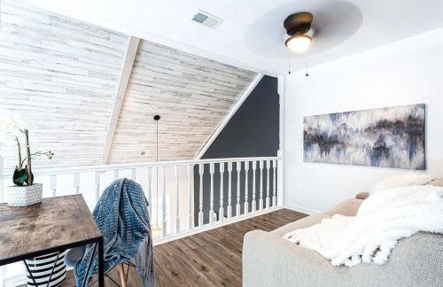 Scandi Chic-mins to KSU, Sleeps 5, wKing, pet friendly - Foto 2