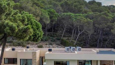 Stunning property with nice pool - Foto 2