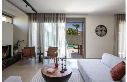 Salina SPA Villas - with PRIVATE HEATED ECO-POOL, SAUNA & JACCUZI HOT TUB - Foto 84