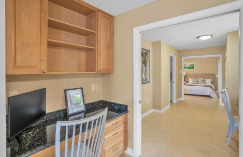 Paradise with a pool, pier and private beach area - Foto 19