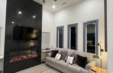 Perfectly located 2 bed/2 full bathroom/1 sofa bed - Foto 13