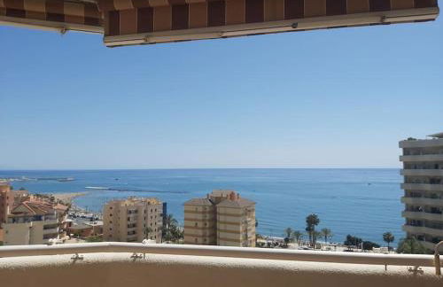 360° seaview Benalbeach apartment - Photo 4