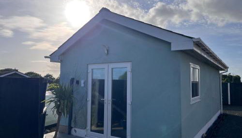 The Cosy Cabin - Photo 2