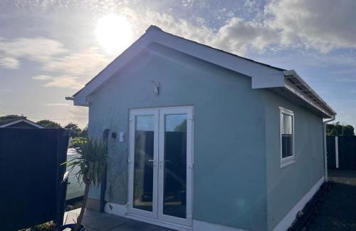 The Cosy Cabin - Photo 2