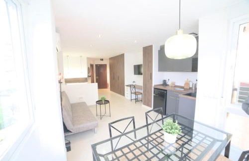 Estudio Playa & Centro - Piscina y Todo a Pie - Foto 32