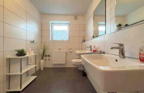 STB114 moderne Monteurwohnung - Foto 9