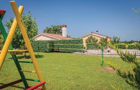 5 Bedroom Beautiful Home In Labin - Photo 21