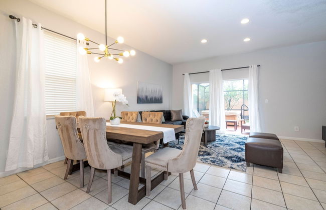 Cozy 4BR Regal Oaks w hot tub - Foto 16