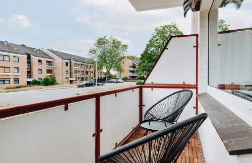 NASA Homes ruhiges Apartment WLAN Arbeitsplatz Balkon Hotelbetten - Foto 9