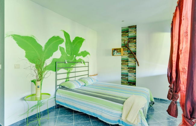 Upscale Villa With Swimming Pool and Terrace - Foto 4