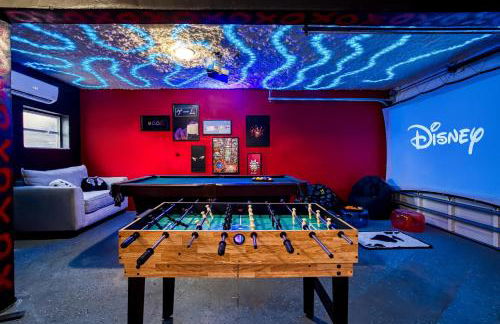 Las Olas Fort Lauderdale Getaway Pool, BBQ, Mini Golf & Game Room - Foto 8