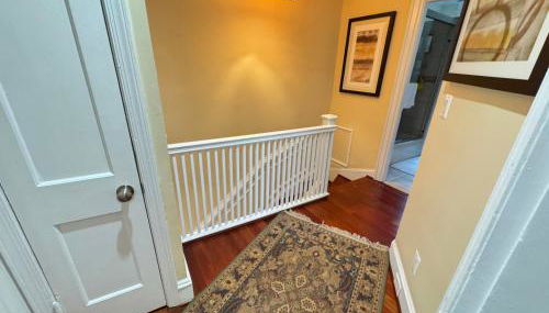 Gorgeous Beautiful House 4BR with Parking - Photo 5